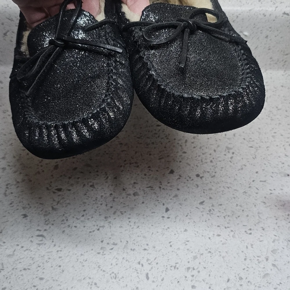 Ugg Girls glitter moccasin size 3